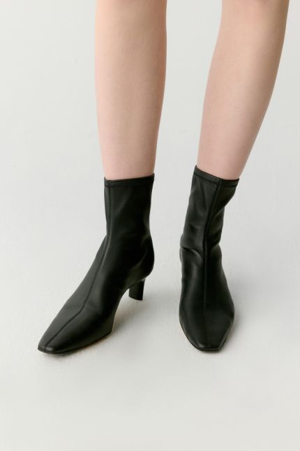 Bottines en cuir stretch