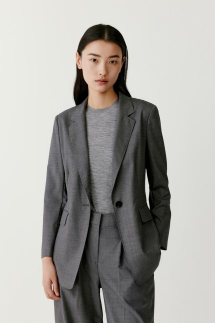 Blazer en laine peignée à manches trois-quarts