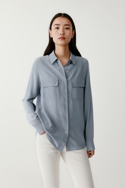 Chemise droite en soie à poches plaquées