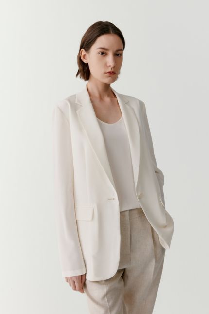 Blazer en soie à simple boutonnage
